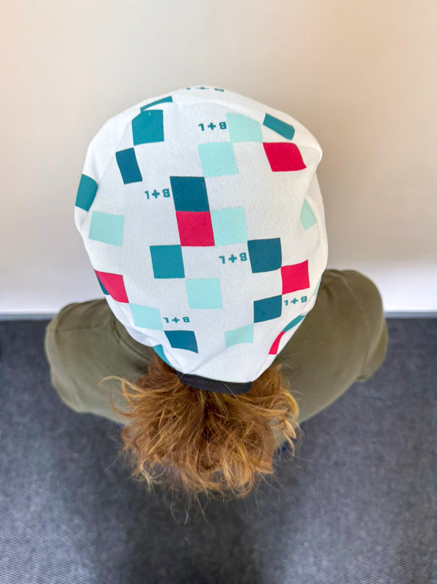 Eye-Catching Scrub Caps b1b045c6 b897 4a38 b33c b7abdb8e9539